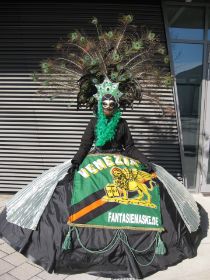 F. Maske (c) 022.jpg