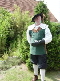 Landsknecht grün weißer Kragen (6)_rs.jpg